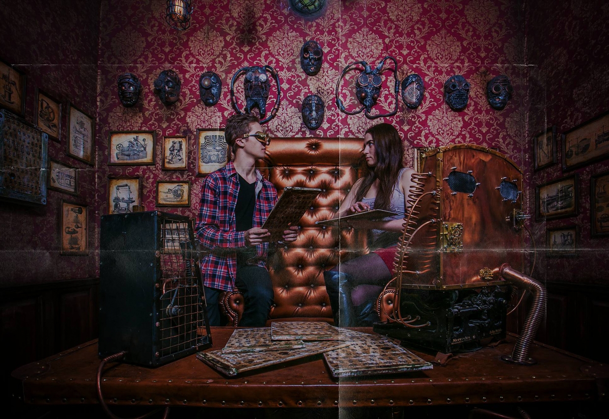 Escape Game Steampunk Circus - 2 identical rooms, Out Of The Box. Tel Aviv.